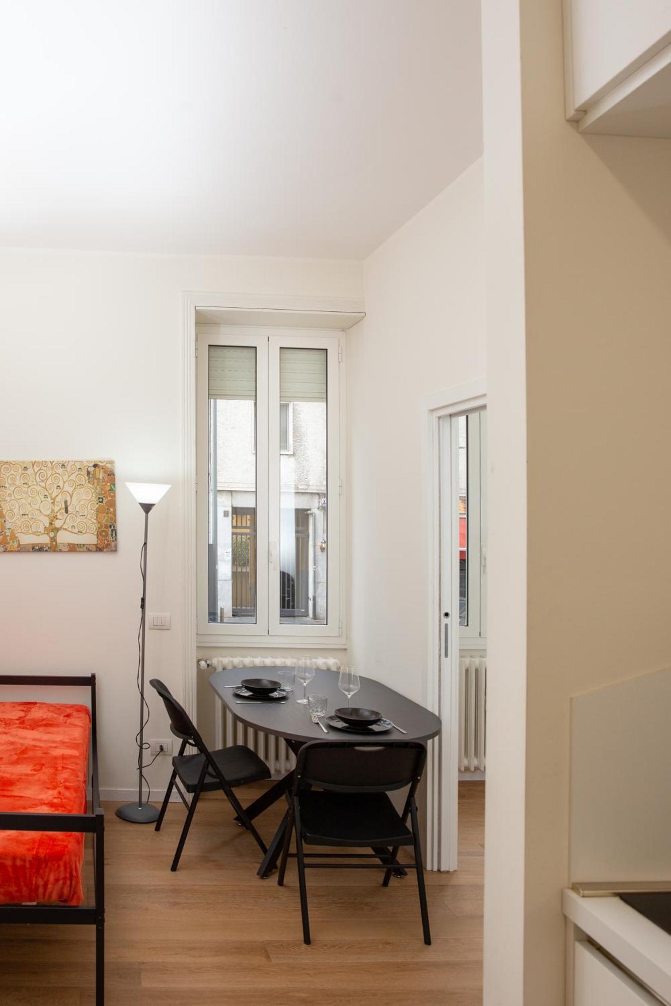 Klimt Central Station - Two Room Apartment Milano Exterior foto