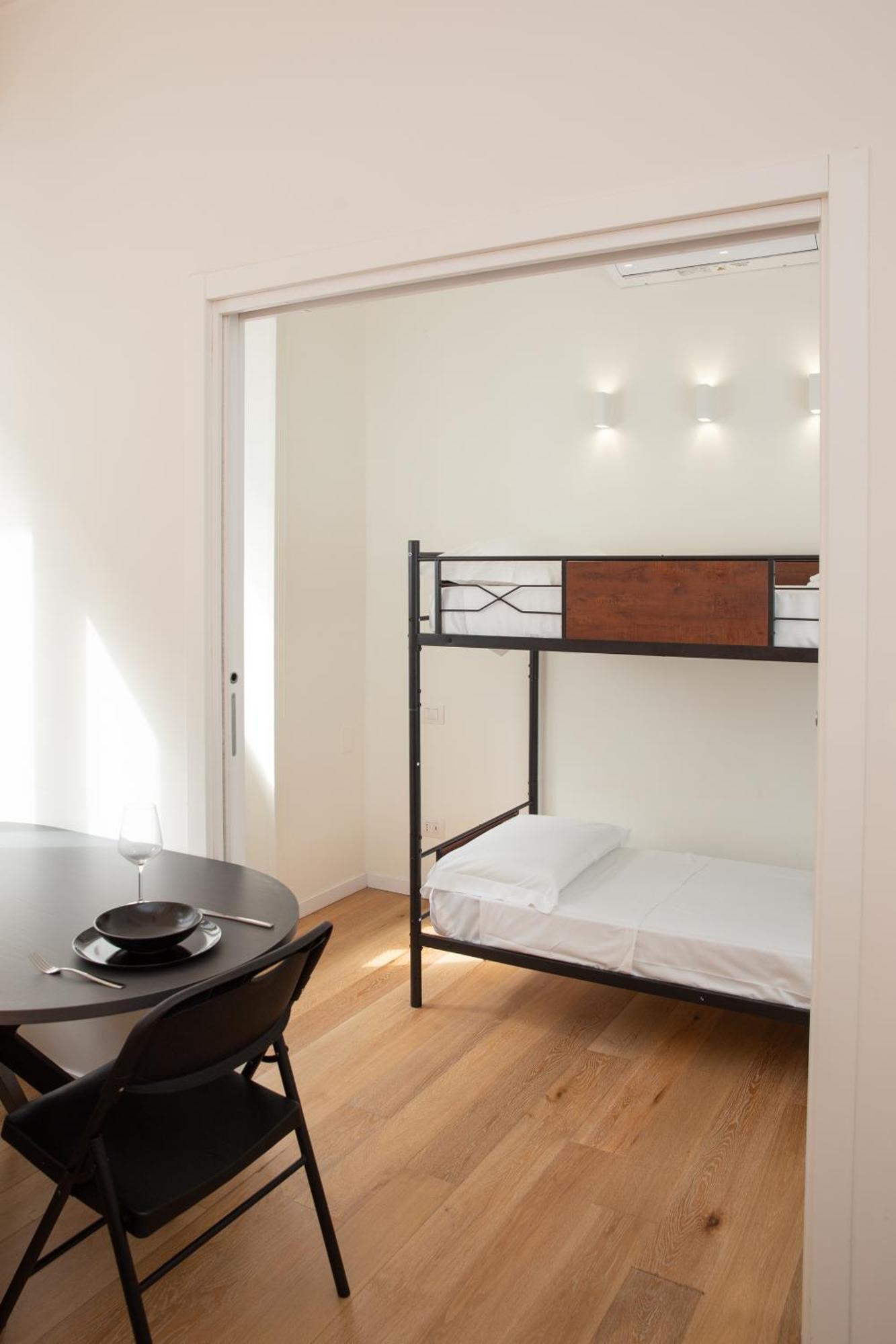 Klimt Central Station - Two Room Apartment Milano Exterior foto